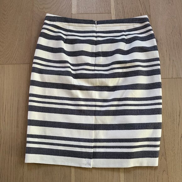 NWOT J.Crew Herringbone Striped Pencil Skirt, SIze 8 - Picture 6 of 8